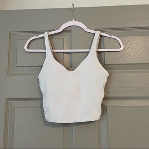 Lululemon Align Tank - worn 2-3 times no pilling, with removable cups